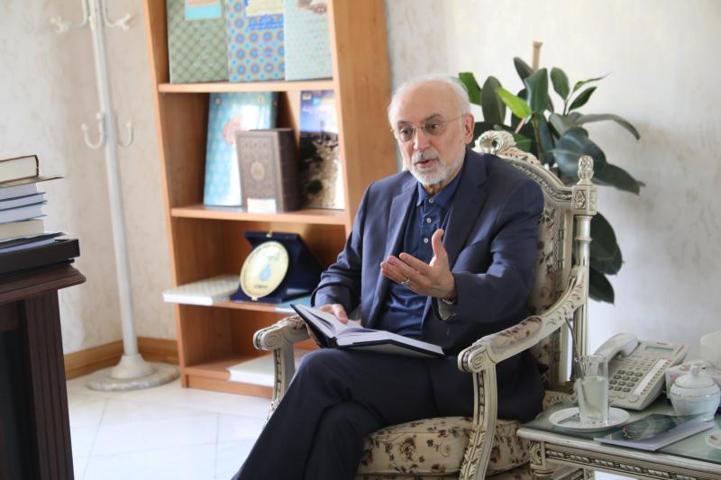 دیدار رؤسای بنیادهای ایران‌شناسی و بوعلی‌سینا؛ تأکید بر همکاری‌های علمی و معرفی مفاخر ملی