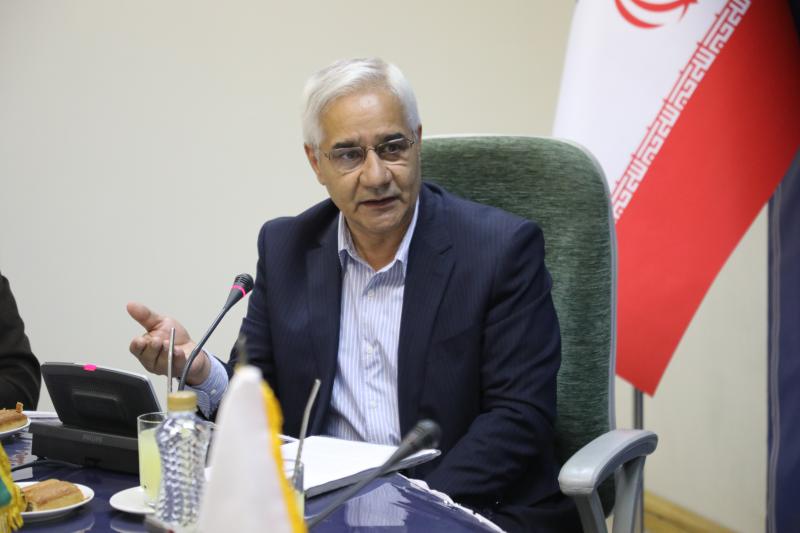 برگزاری نقد علمی کتاب «ایل، ده و شهر در ایران» در بنیاد ایران‌شناسی 